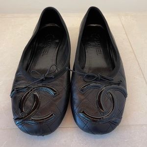 Chanel Cambon Ballerina Ballet Flats Shoes Black Quilted Leather Size 37.5 / 7.5